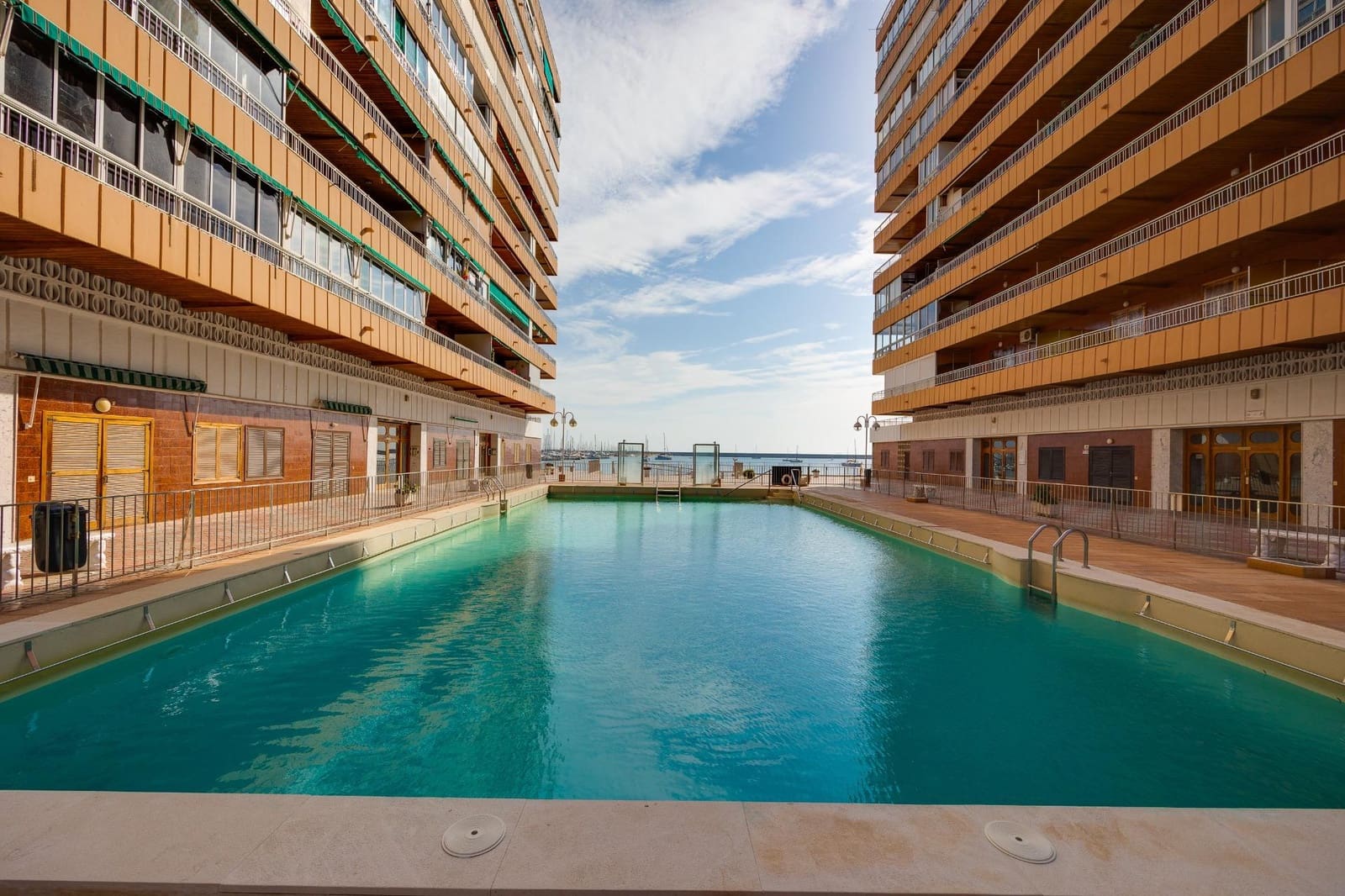 3 Zimmer Apartment zu verkaufen in Torrevieja - 289.900 € (Ref: 8681560)