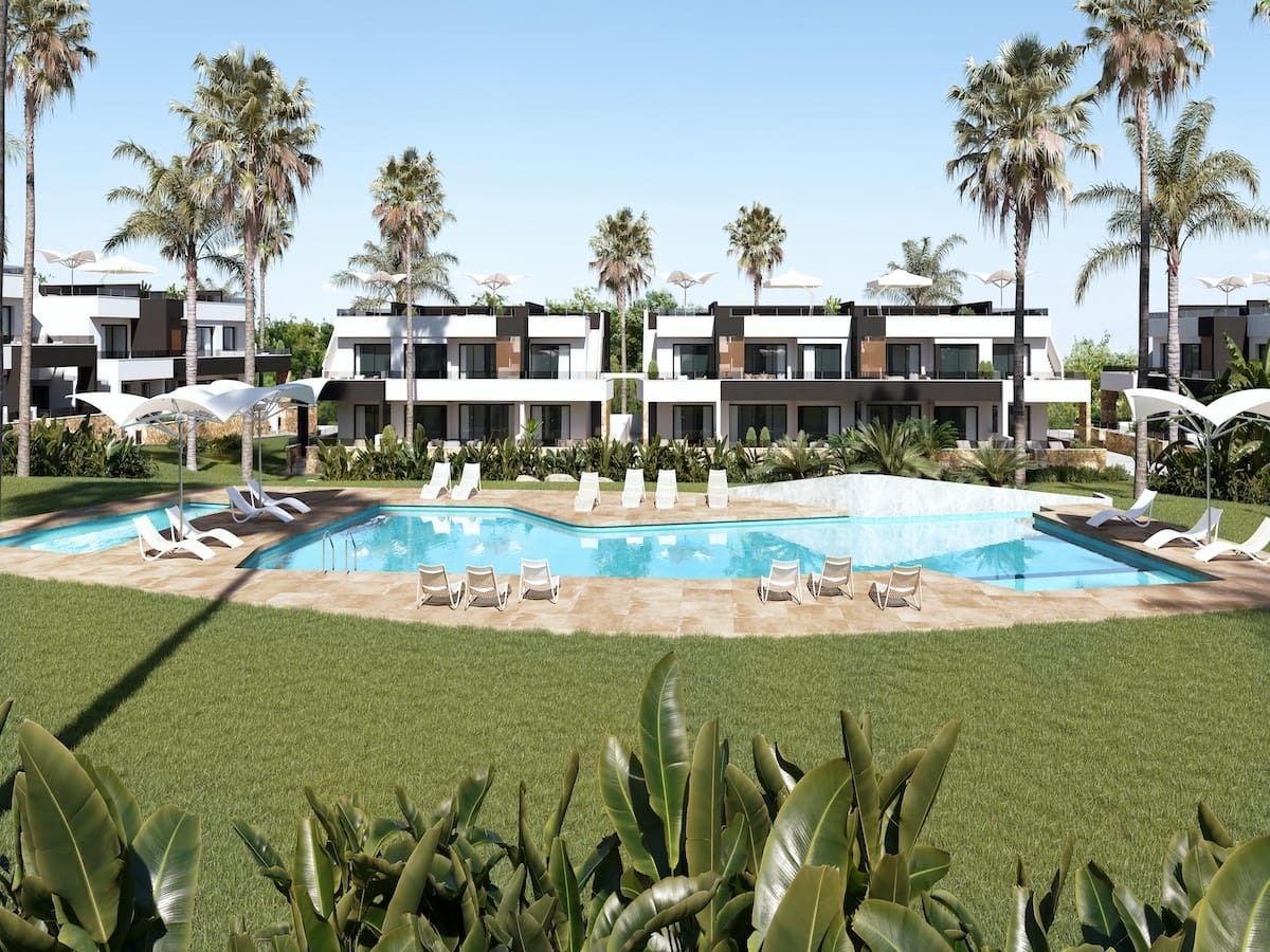 2 bedroom Apartment for sale in Ciudad Quesada - € 294,000 (Ref: 8742657)