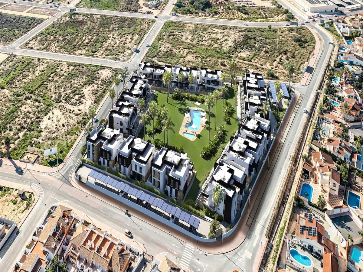 2 bedroom Apartment for sale in Ciudad Quesada - € 294,000 (Ref: 8742657)