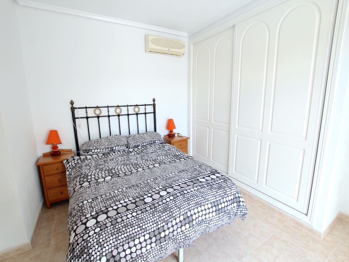 5 bedroom Villa for sale in Ciudad Quesada with pool - € 625,000 (Ref: 8803877)