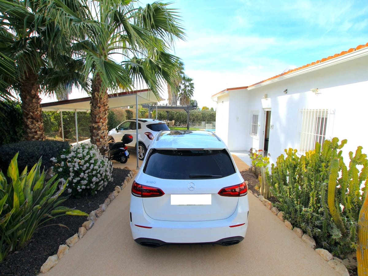 3 soveværelse Finca/Landehus til salg i Los Palacios med swimmingpool - € 325.000 (Ref: 8840140)