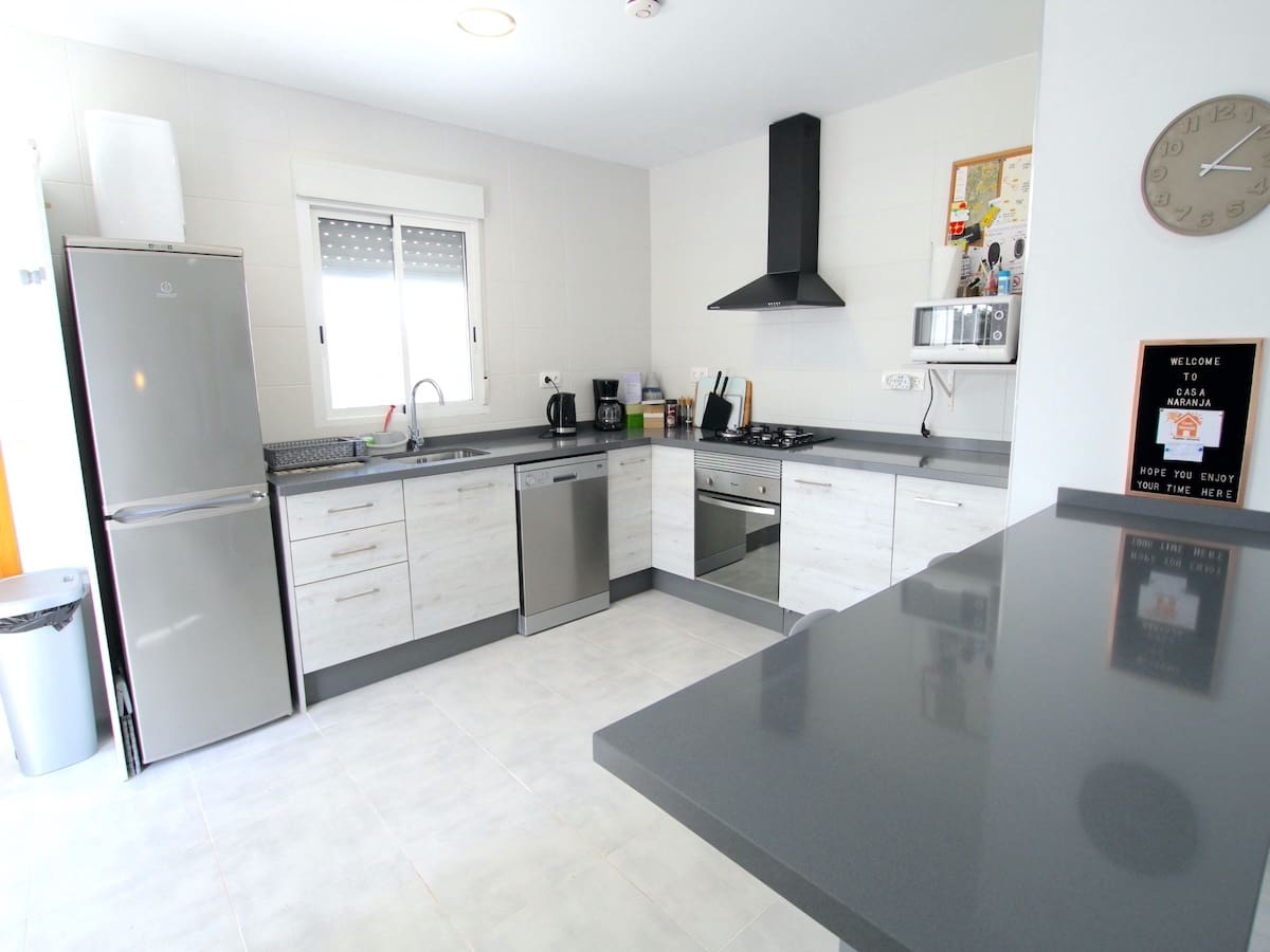 3 slaapkamer Finca/Landhuis te koop in Los Palacios met zwembad - € 325.000 (Ref: 8840140)