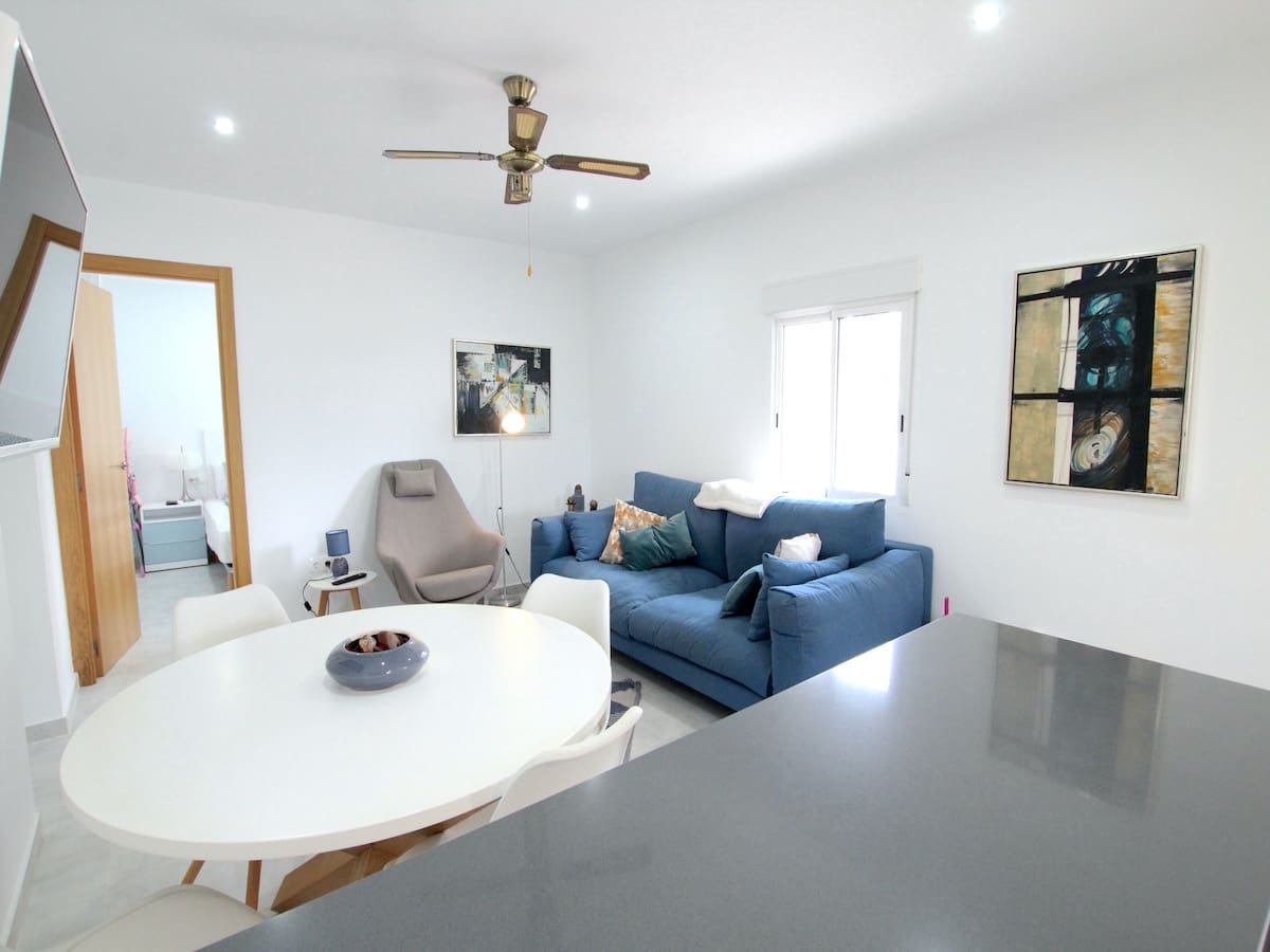 3 slaapkamer Finca/Landhuis te koop in Los Palacios met zwembad - € 325.000 (Ref: 8840140)