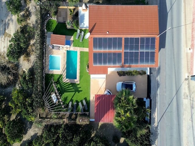 3 sovrum Finca/Hus på landet till salu i Los Palacios, Formentera del Segura med pool - 325 000 € (Ref: 8840140)