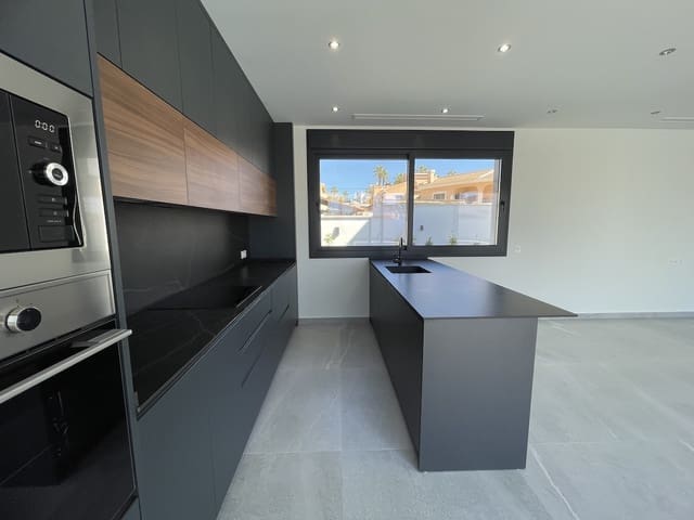 3 bedroom Villa for sale in Ciudad Quesada, Rojales with pool - € 799,900 (Ref: 8891421)