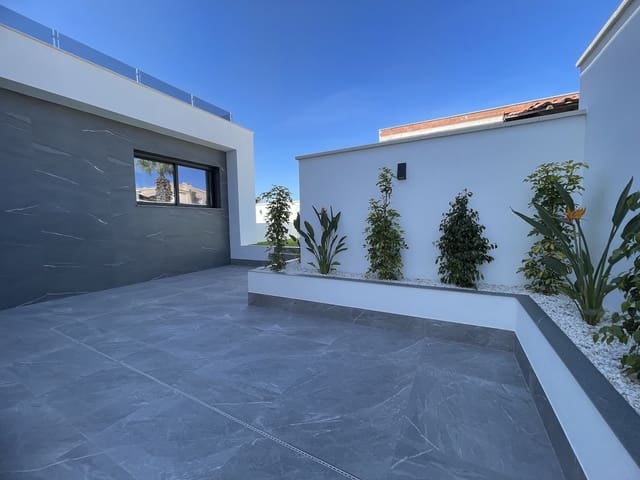 3 bedroom Villa for sale in Ciudad Quesada, Rojales with pool - € 799,900 (Ref: 8891421)