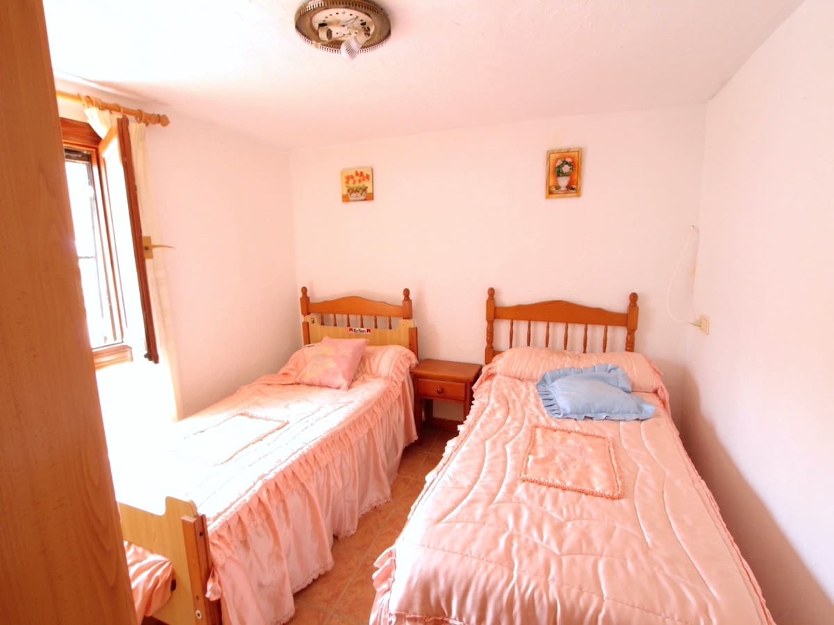 3 bedroom Villa for sale in Benijofar with pool - € 260,000 (Ref: 8967702)