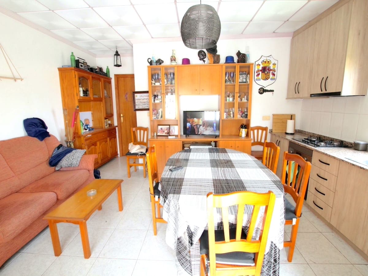 3 bedroom Villa for sale in Benijofar with pool - € 260,000 (Ref: 8967702)