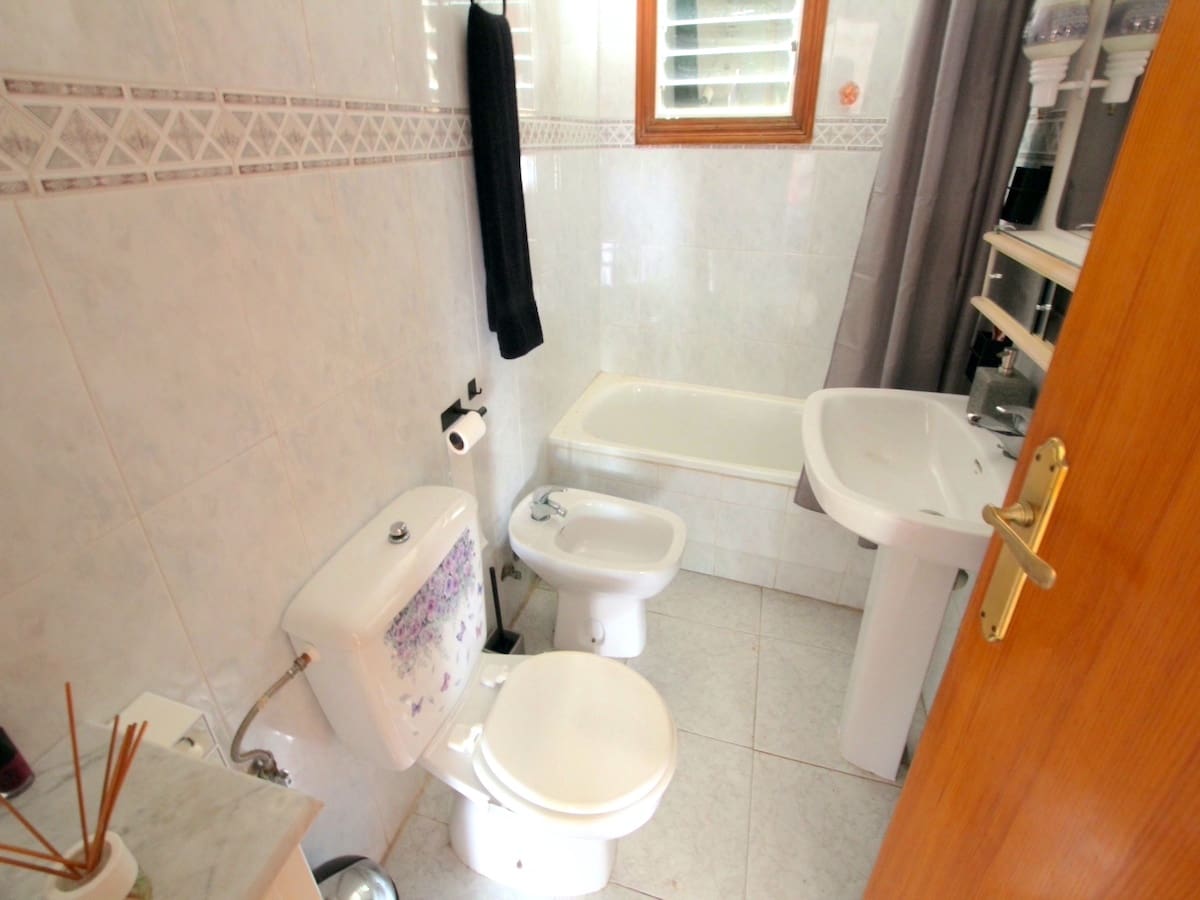 3 bedroom Villa for sale in Benijofar with pool - € 260,000 (Ref: 8967702)