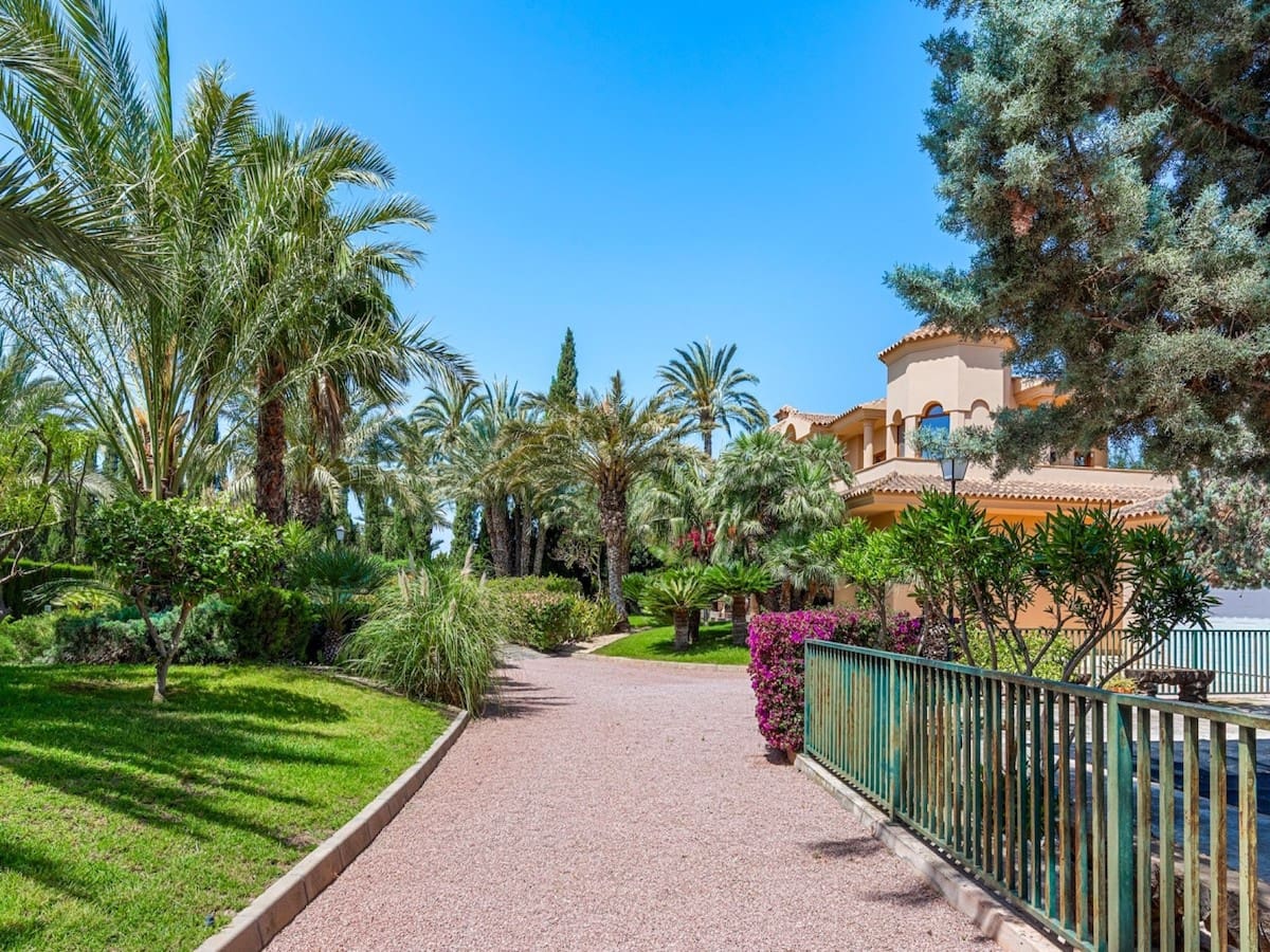 5 soveværelse Villa til salg i Elche / Elx med swimmingpool - € 1.200.000 (Ref: 9003750)