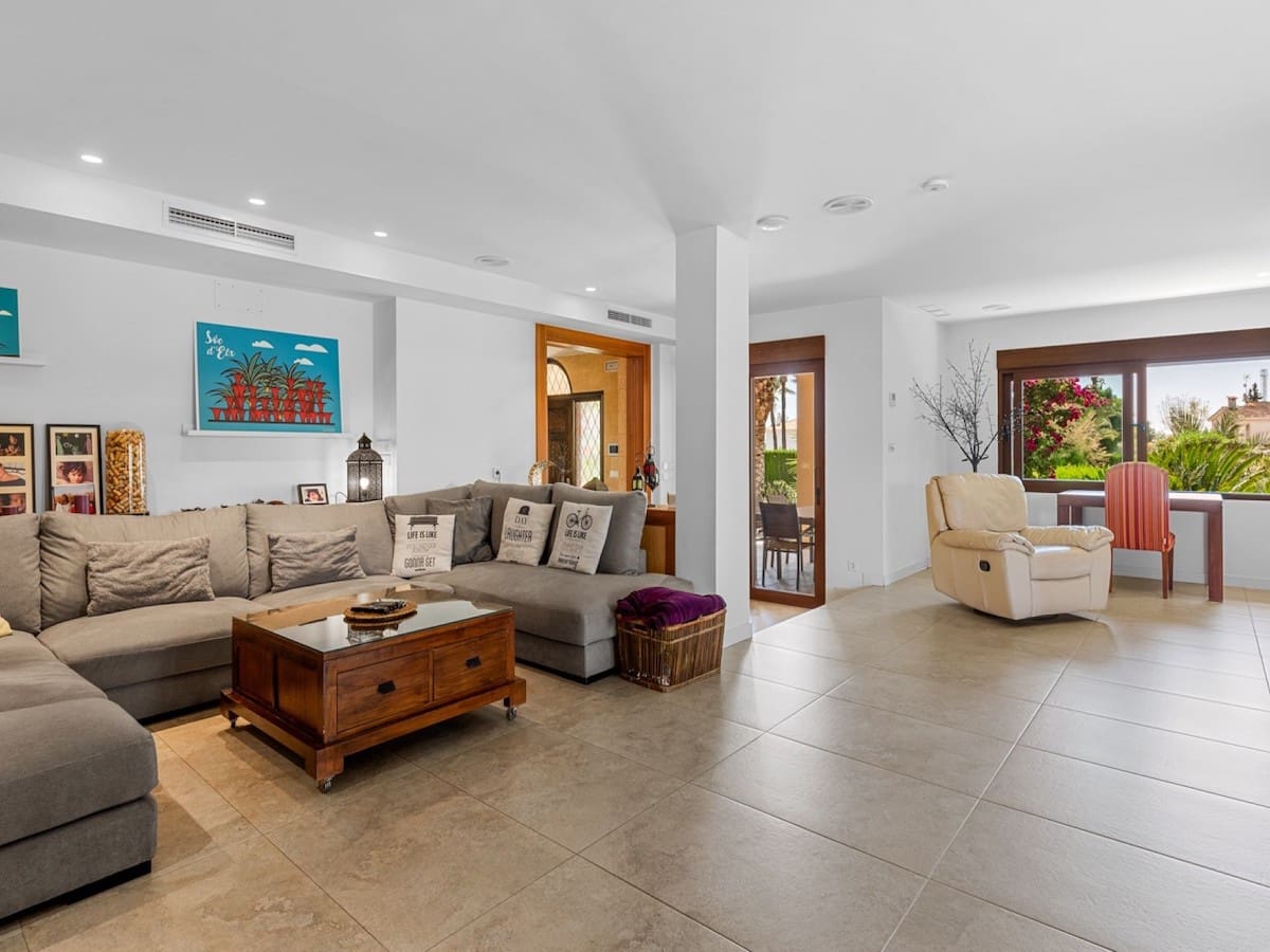 5 soveværelse Villa til salg i Elche / Elx med swimmingpool - € 1.200.000 (Ref: 9003750)