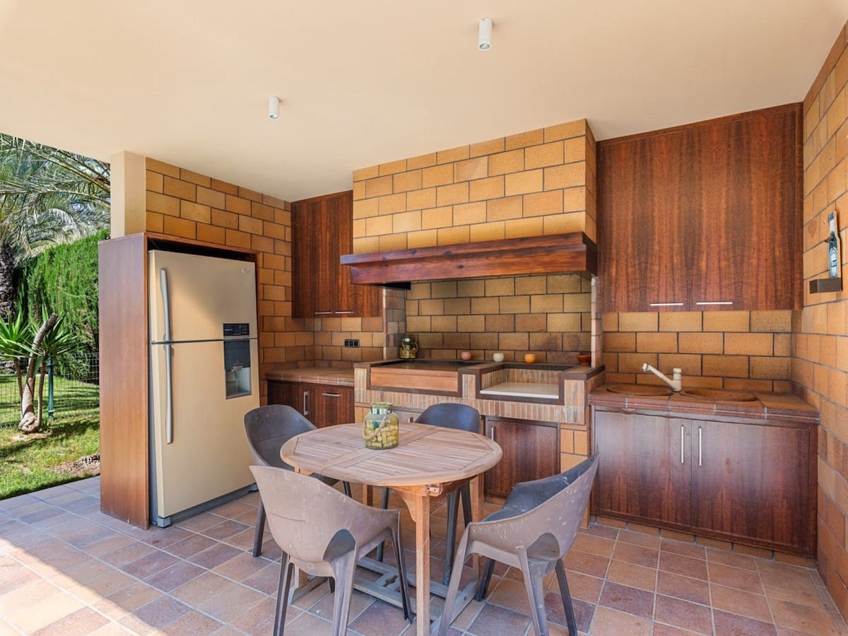 5 sypialnia Willa na sprzedaż w Elche / Elx z basenem - 1 200 000 € (Ref: 9003750)