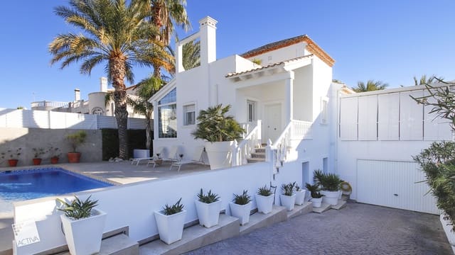 5 sypialnia Willa na sprzedaż w La Marina, Elche / Elx z basenem - 612 680 € (Ref: 9008073)