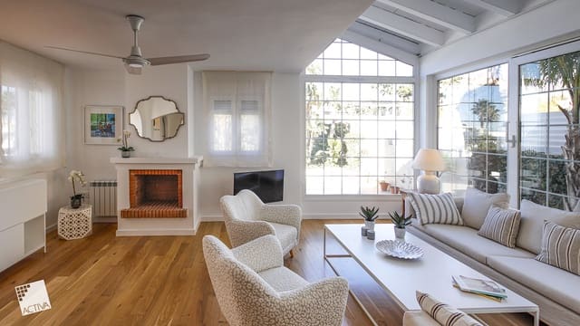 5 sypialnia Willa na sprzedaż w La Marina, Elche / Elx z basenem - 612 680 € (Ref: 9008073)