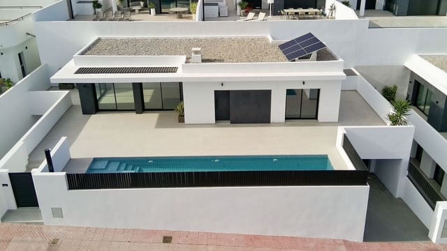 4 soveværelse Villa til salg i Ciudad Quesada, Rojales med swimmingpool - € 798.750 (Ref: 9008075)