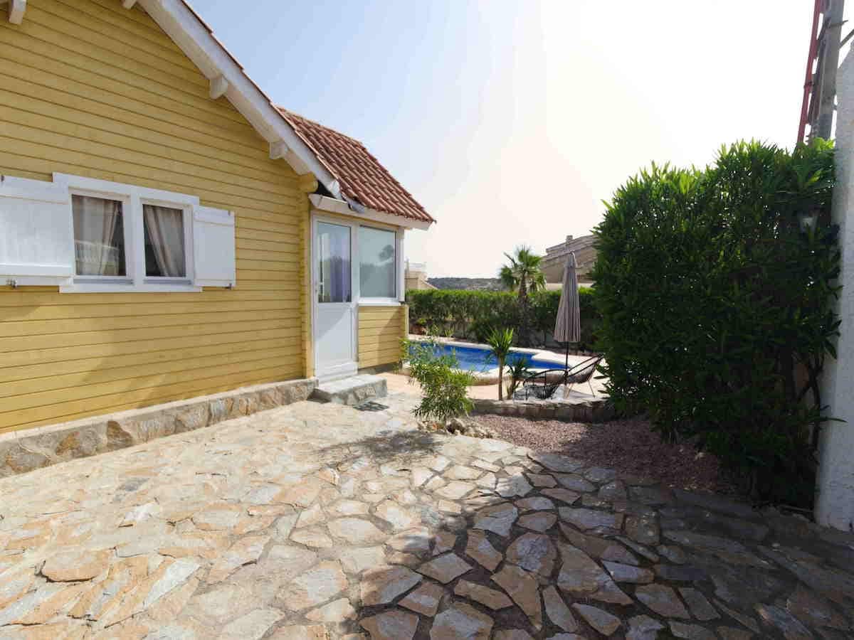 5 bedroom Villa for sale in Ciudad Quesada with pool - € 559,000 (Ref: 9013133)