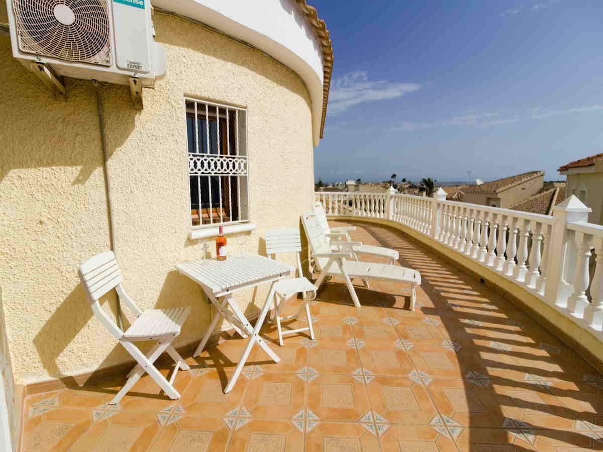 5 bedroom Villa for sale in Ciudad Quesada with pool - € 559,000 (Ref: 9013133)