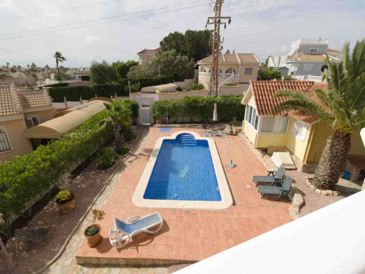 5 bedroom Villa for sale in Ciudad Quesada with pool - € 559,000 (Ref: 9013133)