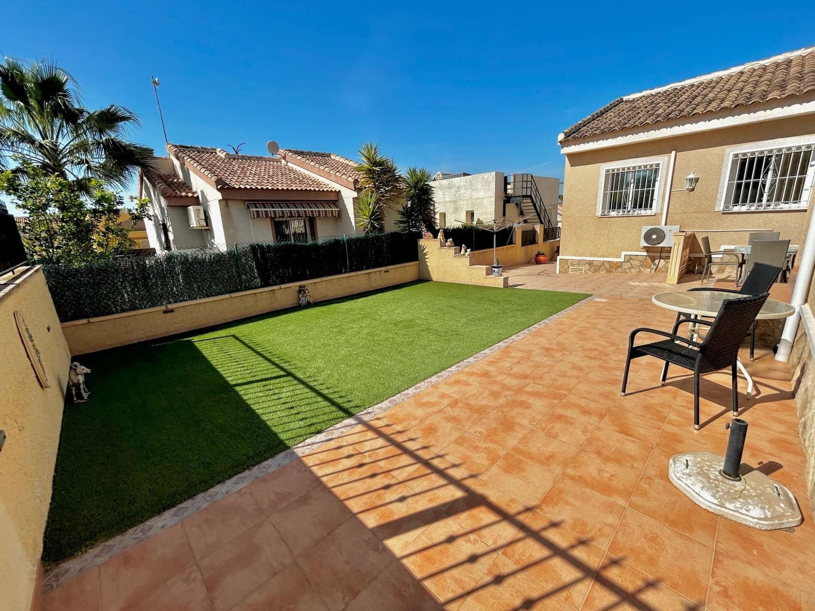 5 bedroom Villa for sale in Benimar - € 359,000 (Ref: 9013134)