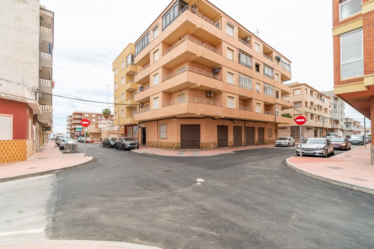 3 sypialnia Apartament na sprzedaż w Torrevieja - 159 000 € (Ref: 9013135)