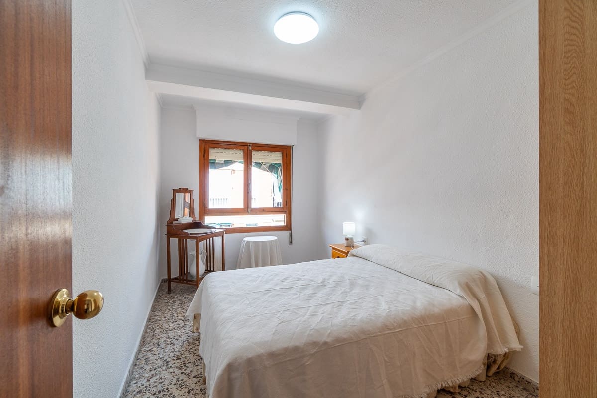 3 sypialnia Apartament na sprzedaż w Torrevieja - 159 000 € (Ref: 9013135)