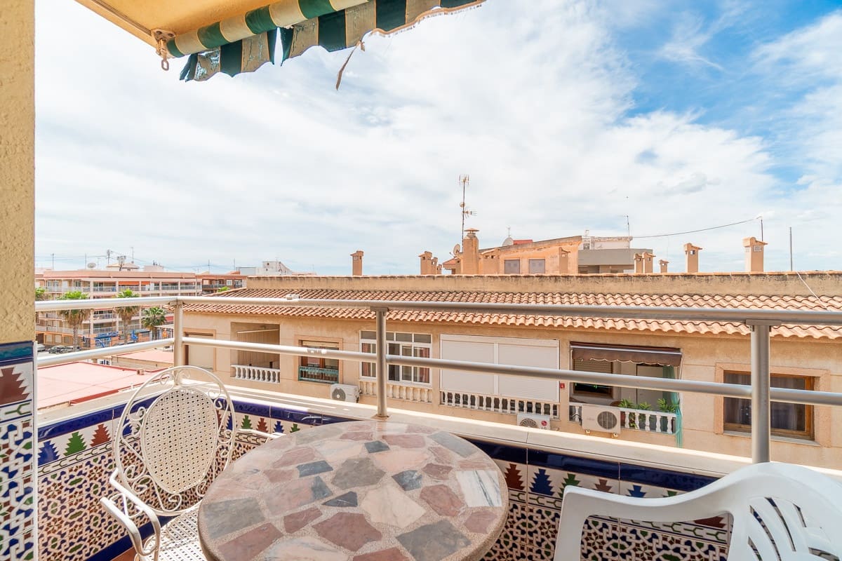 3 bedroom Apartment for sale in Torrevieja - € 159,000 (Ref: 9013135)