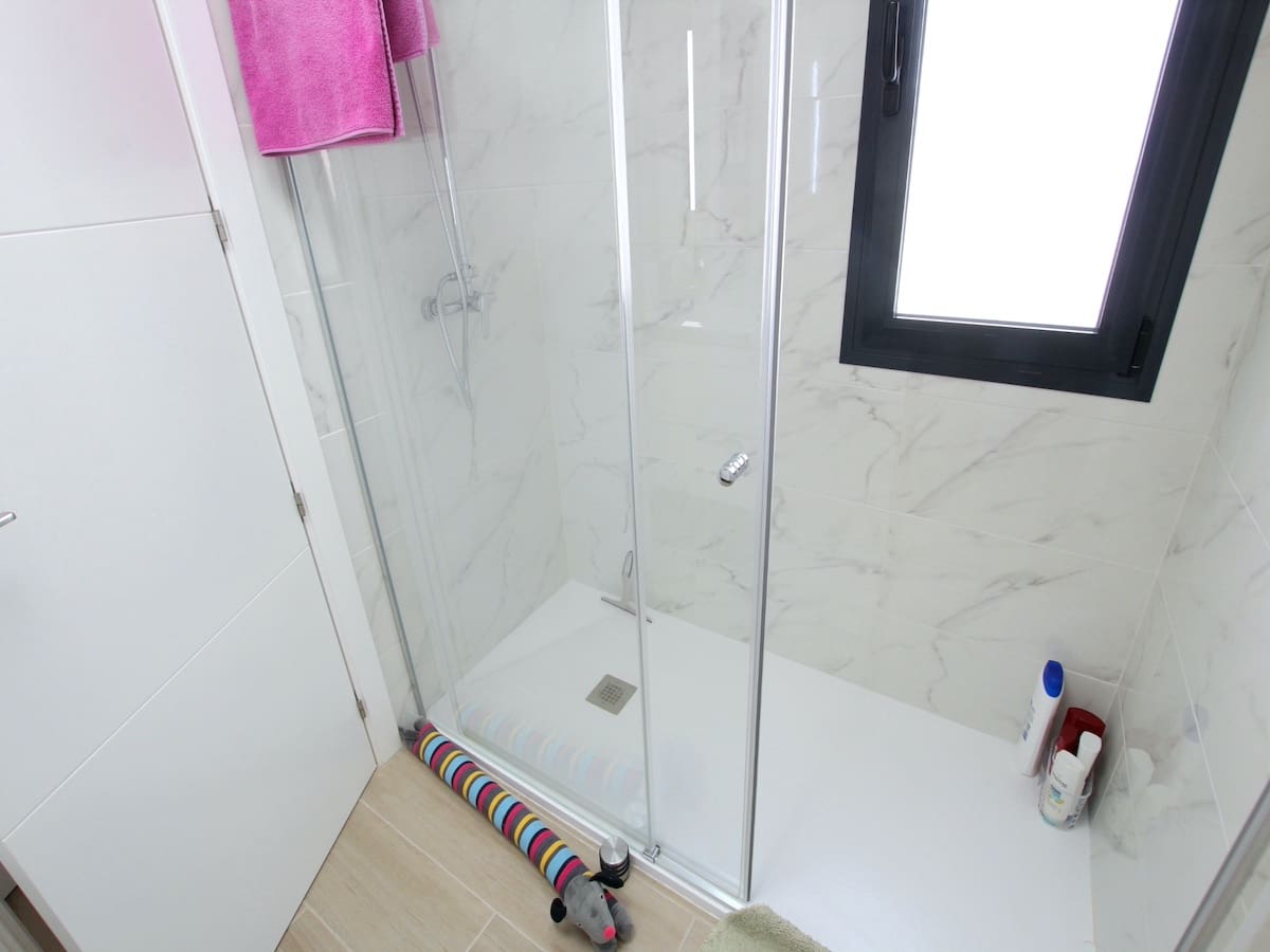 2 bedroom Apartment for sale in Villamartin - € 285,000 (Ref: 9037478)