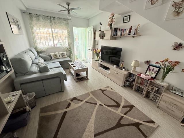 2 quarto Casa em Banda para venda em Daya Nueva - 135 000 € (Ref: 9049177)