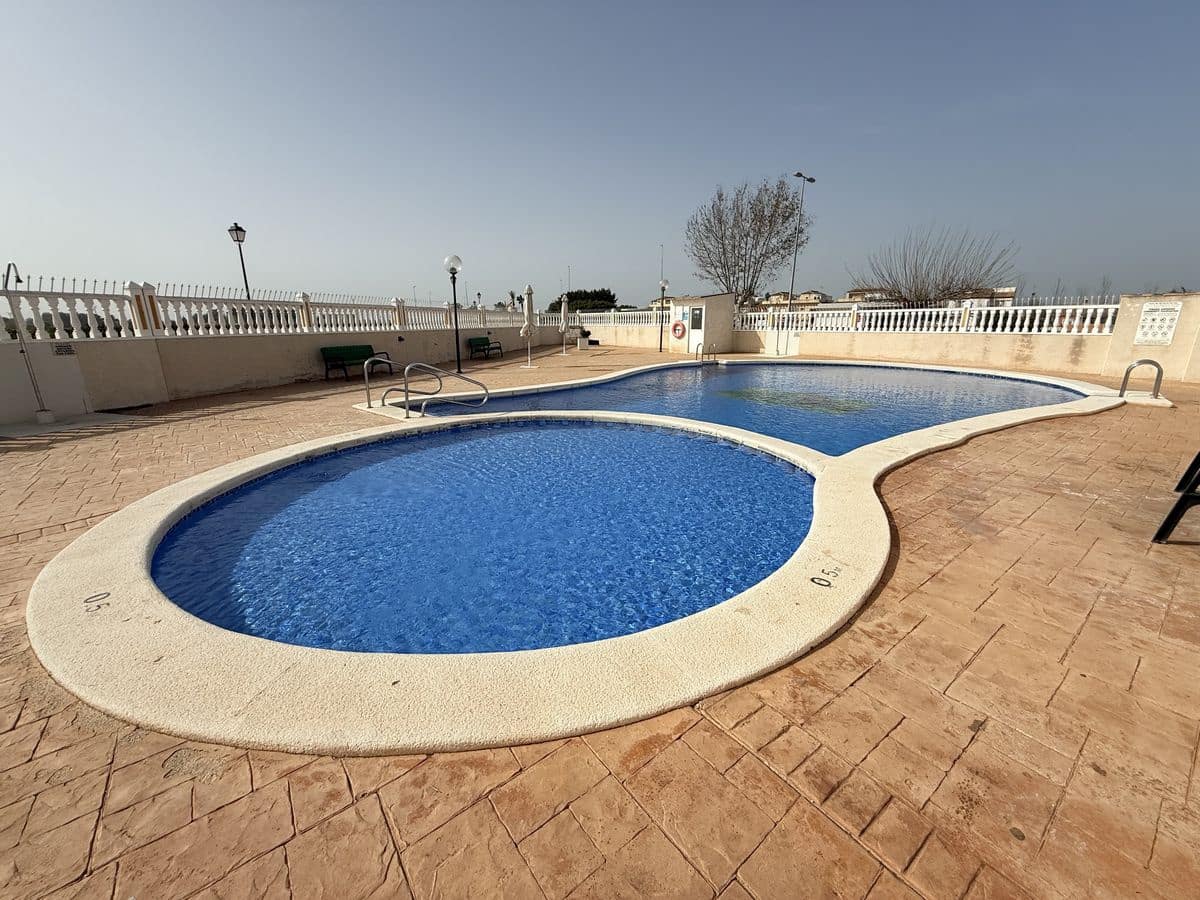 2 bedroom Townhouse for sale in Daya Nueva - € 135,000 (Ref: 9049177)