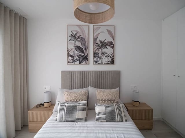 3 soveværelse Byhus til salg i Avileses, Murcia by med swimmingpool - € 259.000 (Ref: 9049965)