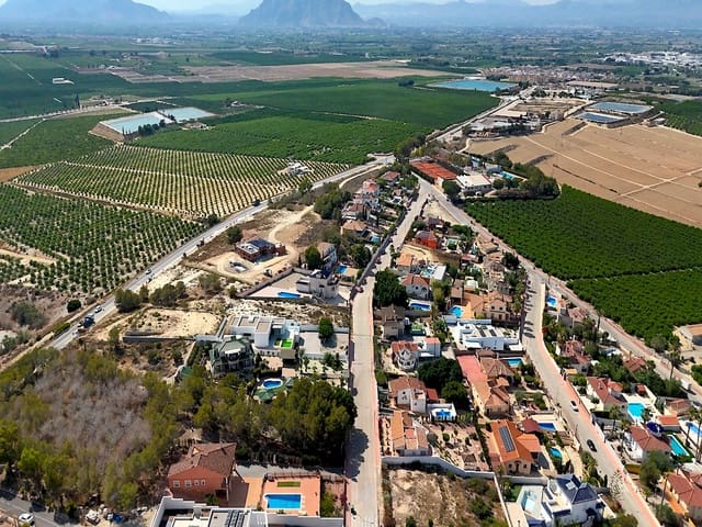 3 bedroom Villa for sale in Algorfa with pool - € 599,990 (Ref: 9076921)