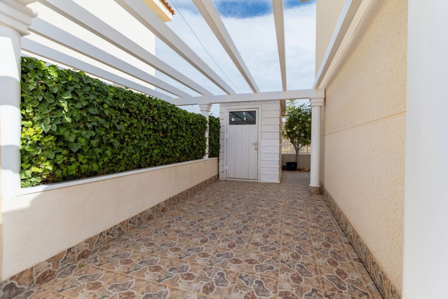 3 soveværelse Villa til salg i Benimar med swimmingpool - € 349.900 (Ref: 9161713)