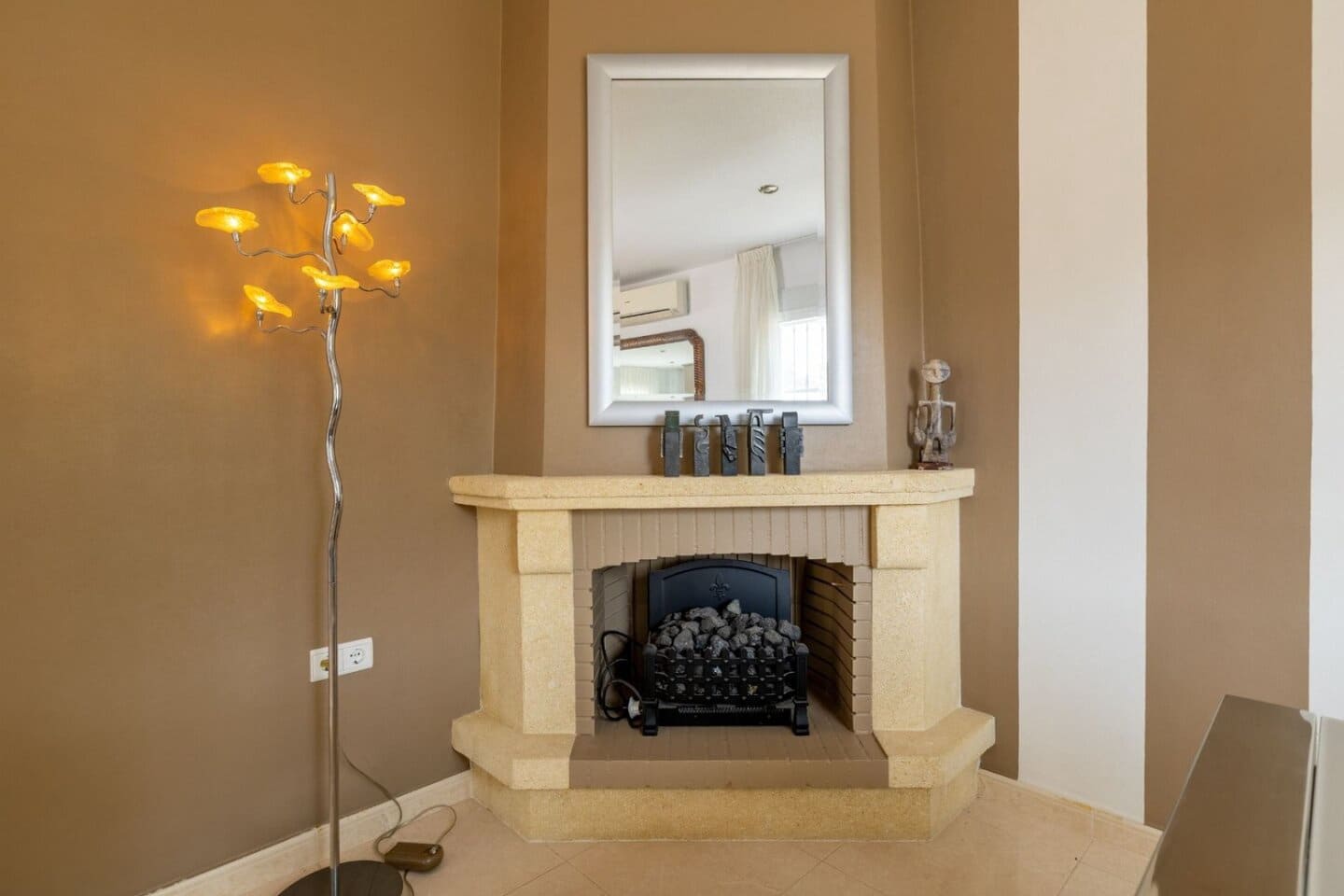 3 bedroom Villa for sale in Benimar with pool - € 349,900 (Ref: 9161713)