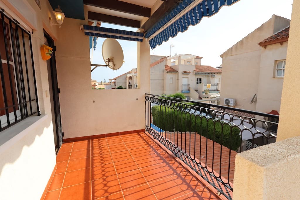 2 bedroom Apartment for sale in Playa Flamenca - € 147,000 (Ref: 9187674)