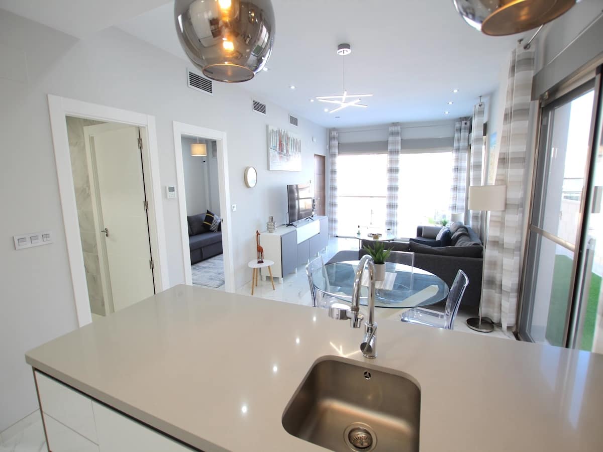 3 bedroom Villa for sale in Villamartin with pool - € 375,000 (Ref: 9294723)