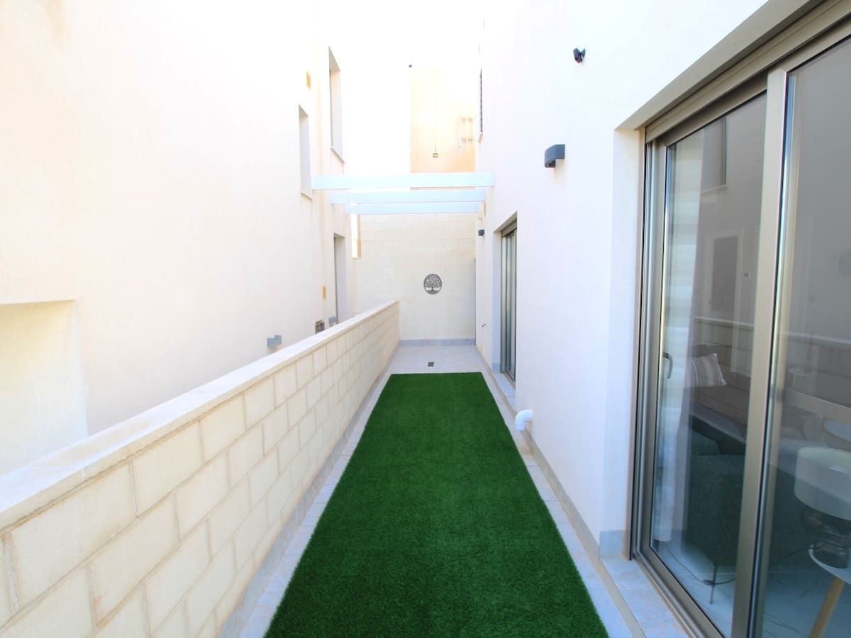 3 makuuhuone Huvila myytävänä paikassa Villamartin mukana uima-altaan - 375 000 € (Ref: 9294723)