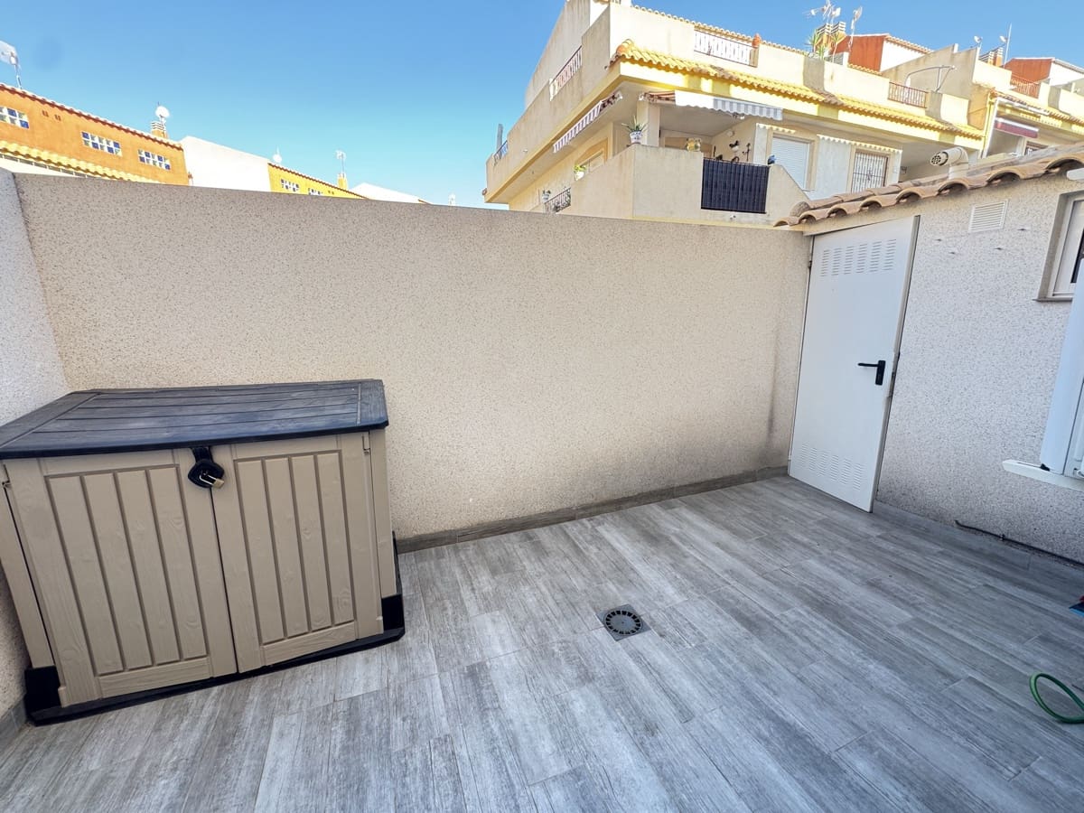 2 bedroom Apartment for sale in La Zenia - € 179,995 (Ref: 9311978)