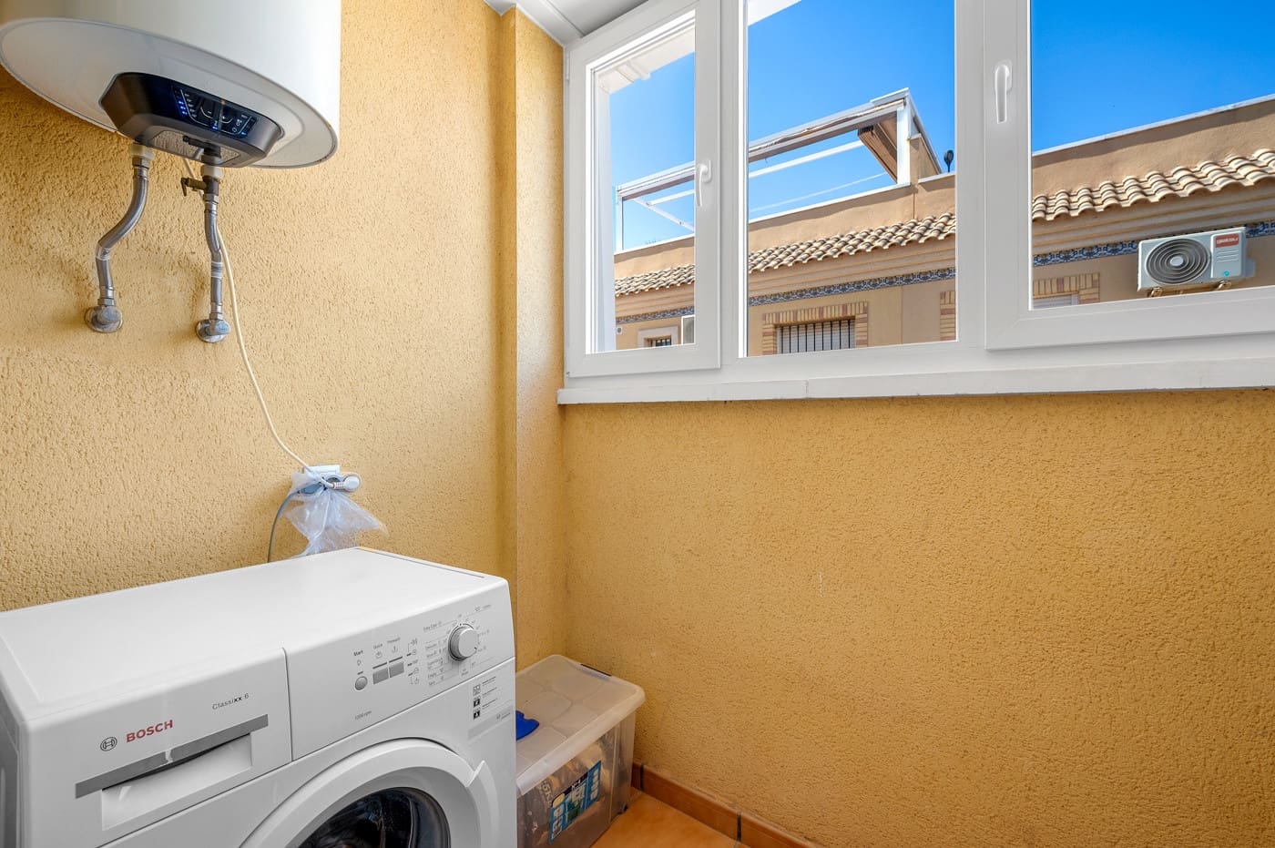 3 bedroom Apartment for sale in Villamartin - € 215,000 (Ref: 9322740)