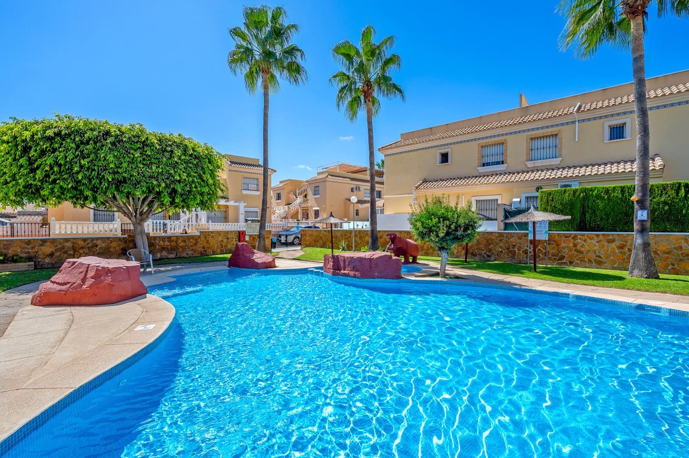 3 bedroom Apartment for sale in Villamartin - € 215,000 (Ref: 9322740)