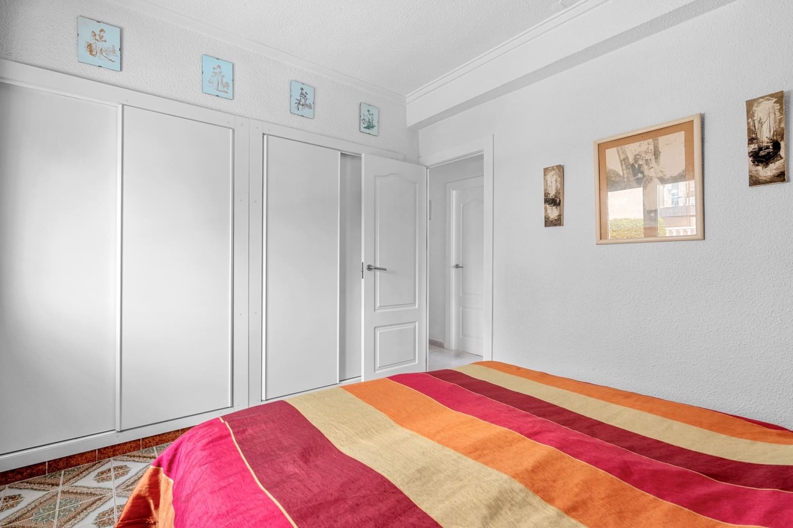 Chalet de 4 habitaciones en Punta Prima en venta con piscina - 485.000 € (Ref: 9325550)