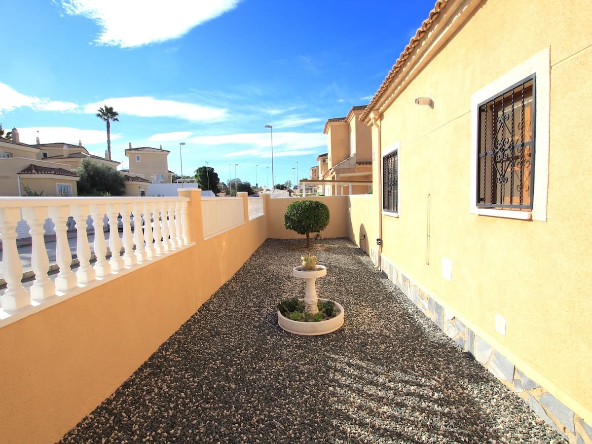 4 bedroom Villa for sale in Atalaya Park - € 365,000 (Ref: 9326698)