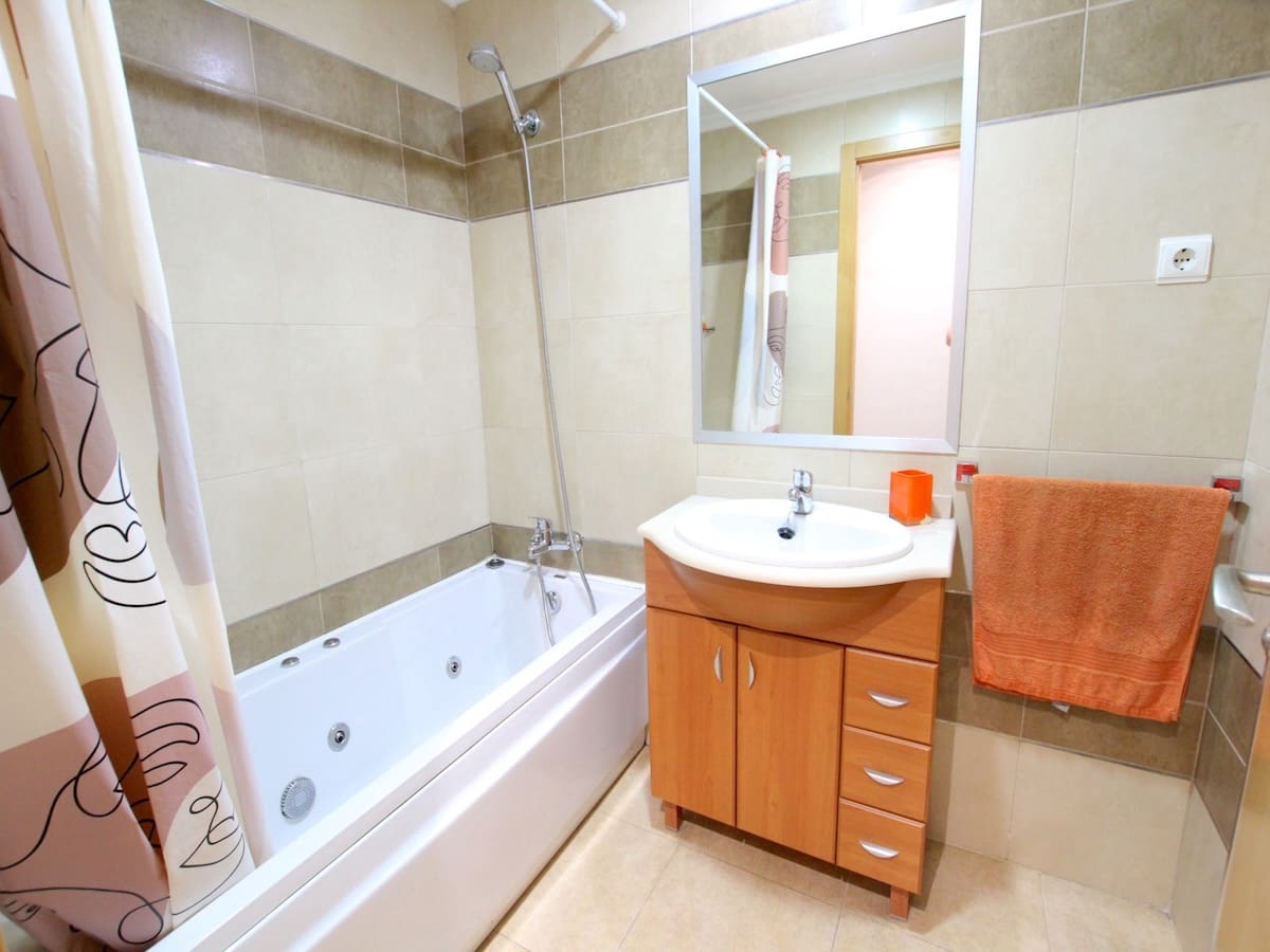 3 bedroom Apartment for sale in Almoradi - € 117,000 (Ref: 9363371)