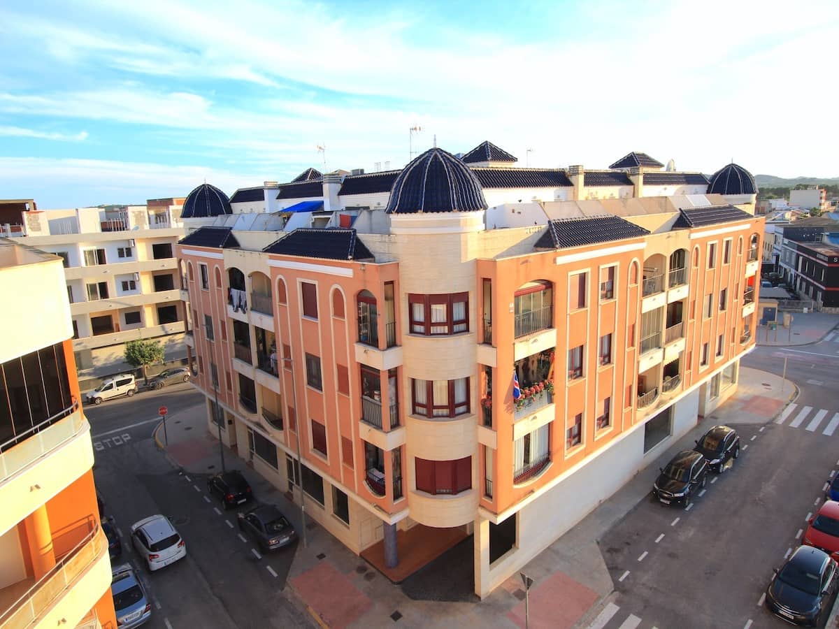 3 bedroom Apartment for sale in Almoradi - € 117,000 (Ref: 9363371)