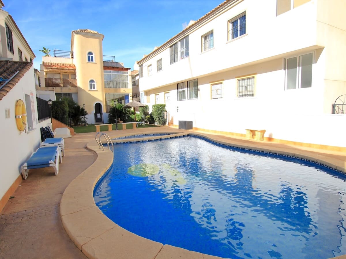 2 bedroom Apartment for sale in Heredades - € 110,000 (Ref: 9378318)