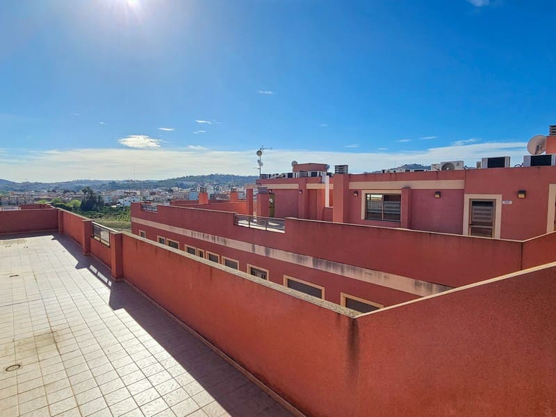 2 makuuhuone Huoneisto myytävänä paikassa Los Palacios - 88 000 € (Ref: 9384873)