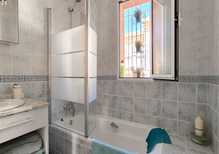 3 bedroom Villa for sale in Ciudad Quesada - € 260,000 (Ref: 9384874)