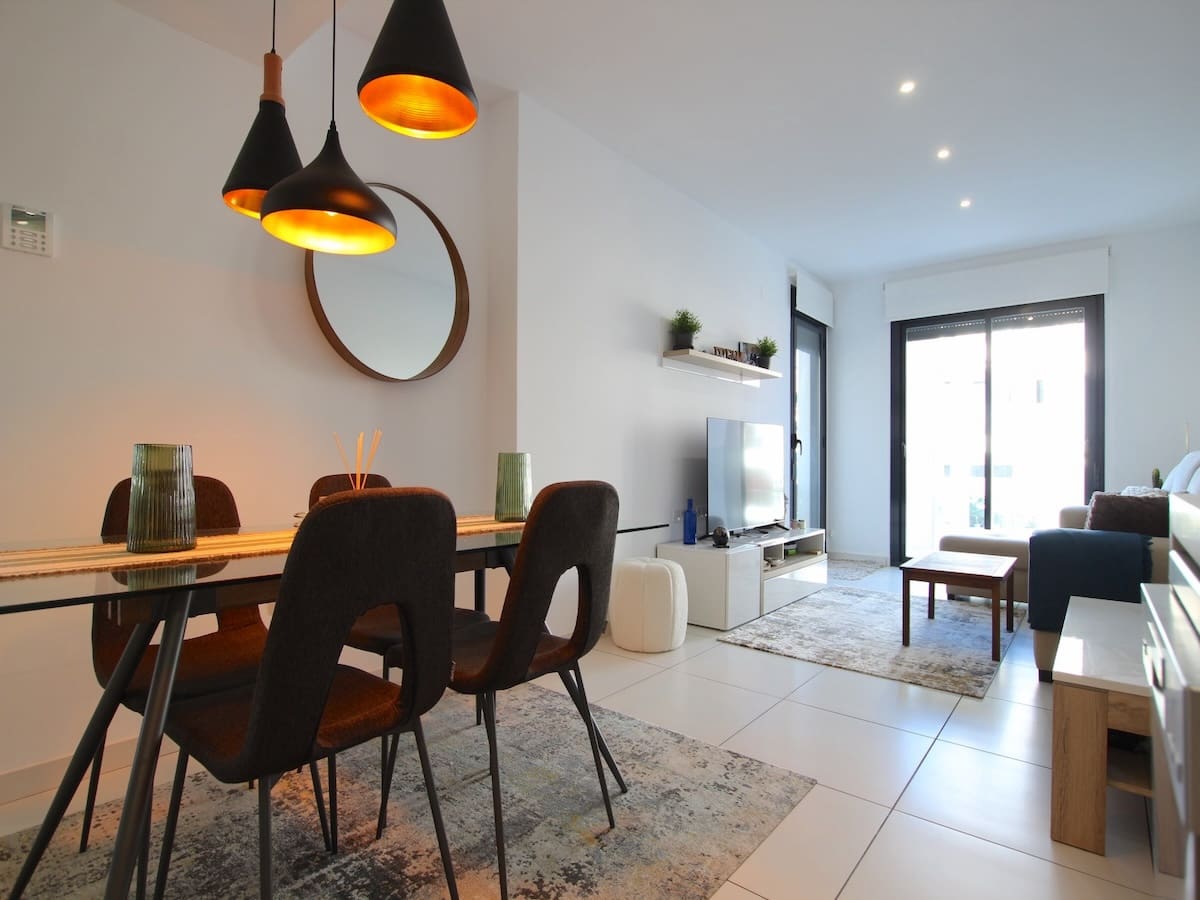 2 quarto Apartamento para venda em Villamartin - 235 000 € (Ref: 9404730)