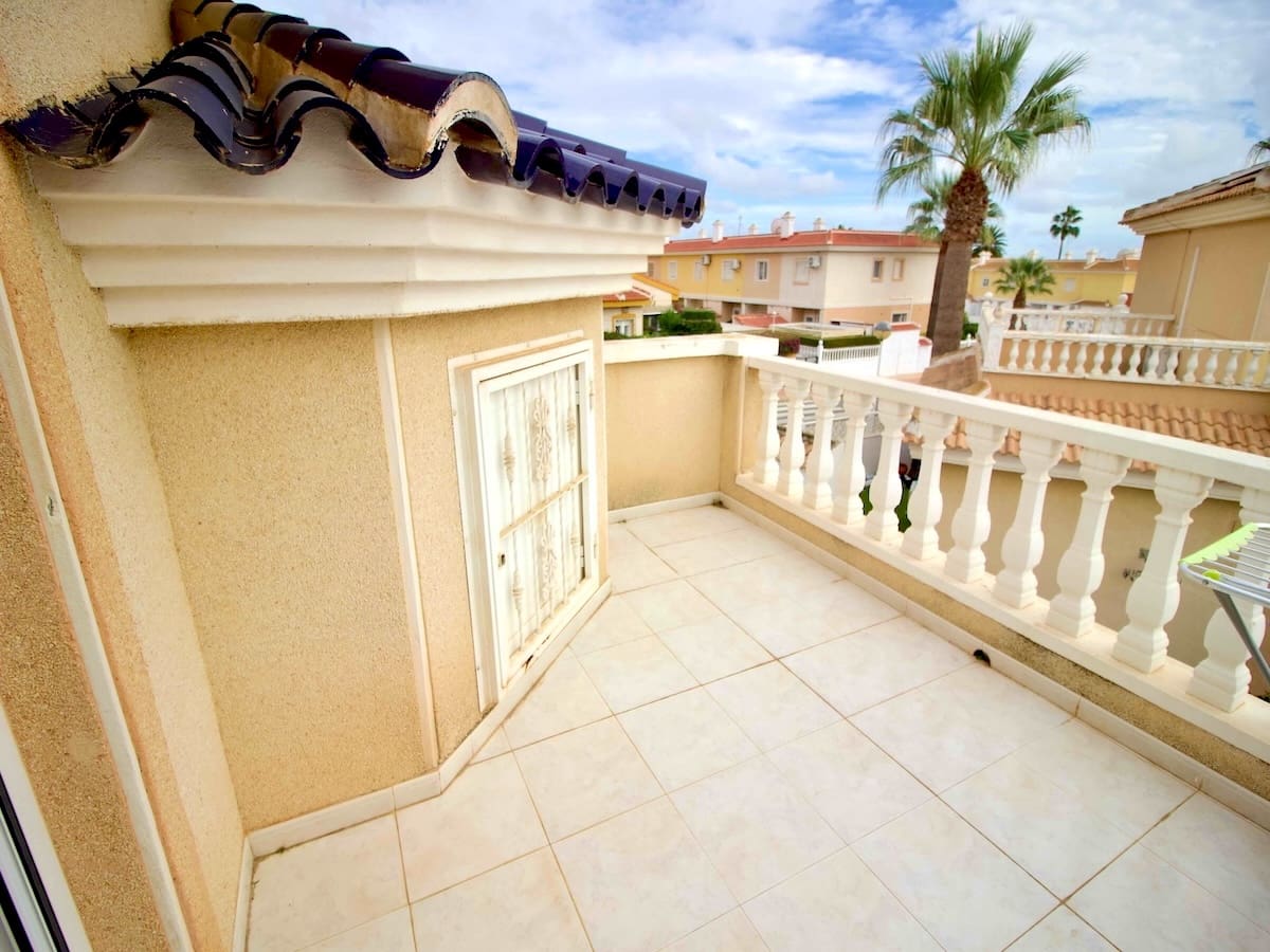 2 makuuhuone Huvila myytävänä paikassa Dona Pepa - 272 500 € (Ref: 9417620)