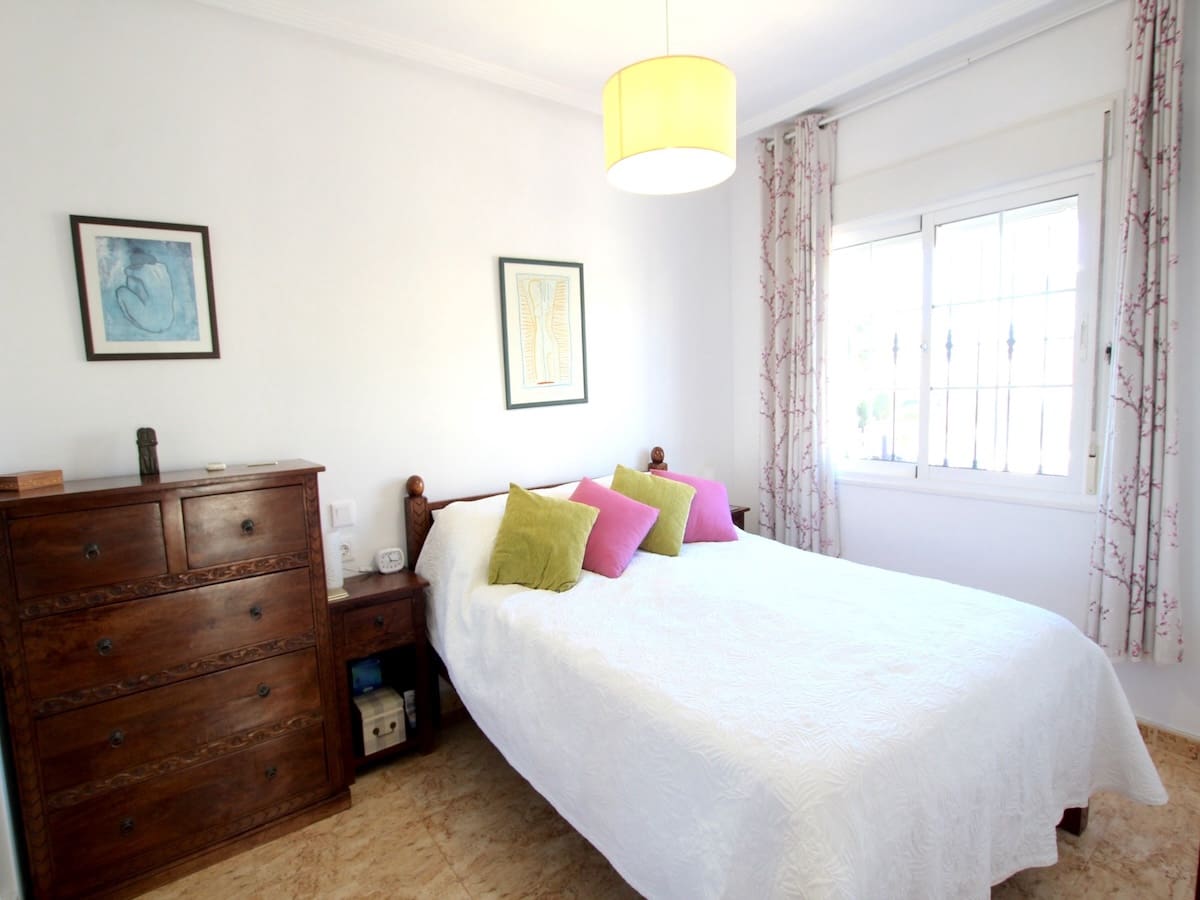 3 soveværelse Villa til salg i El Raso - € 265.000 (Ref: 9421517)