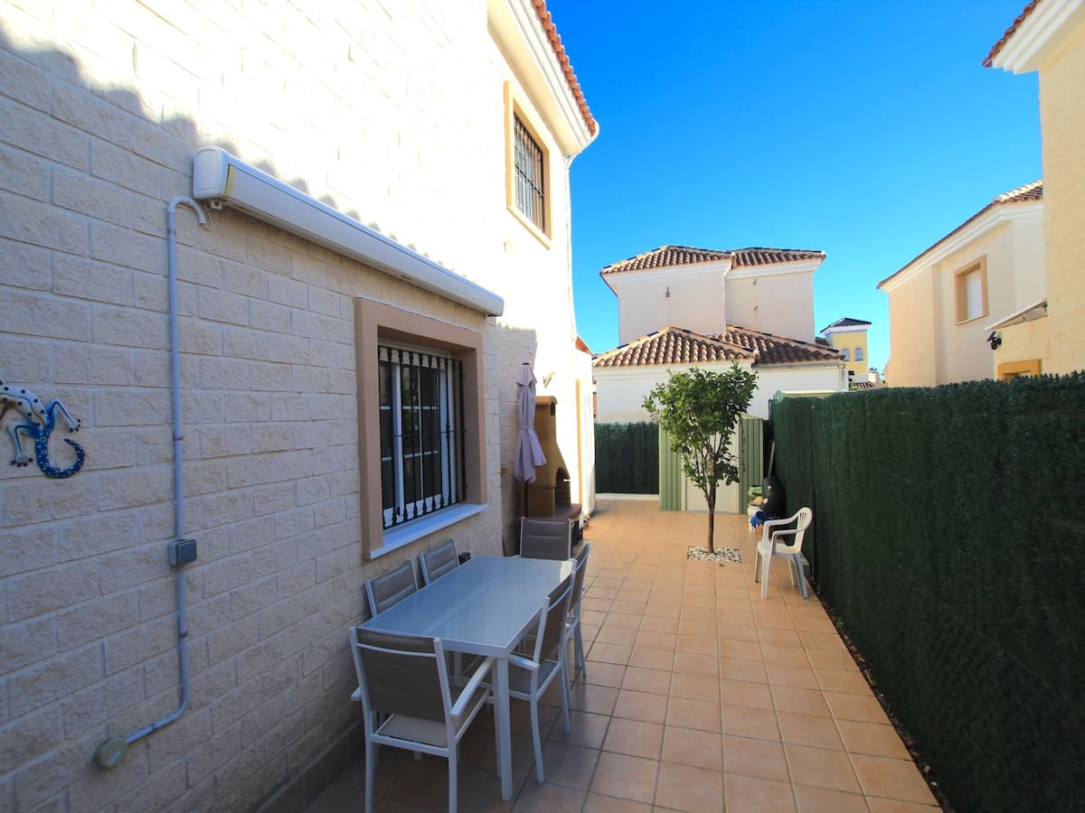 3 soveværelse Villa til salg i El Raso - € 265.000 (Ref: 9421517)